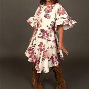 Girls dress size 6 by JoyFolie NWT